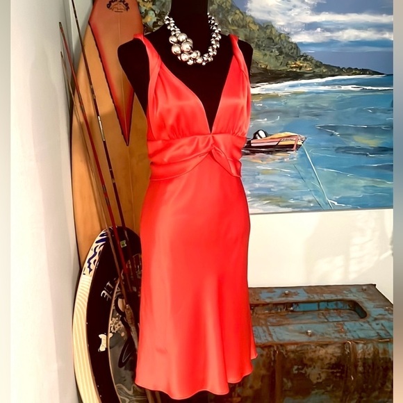 VTG,Issue New York, Elegant,& Timeless, Iconic Throw Back to Yesteryear, Size 8 - Picture 8 of 14